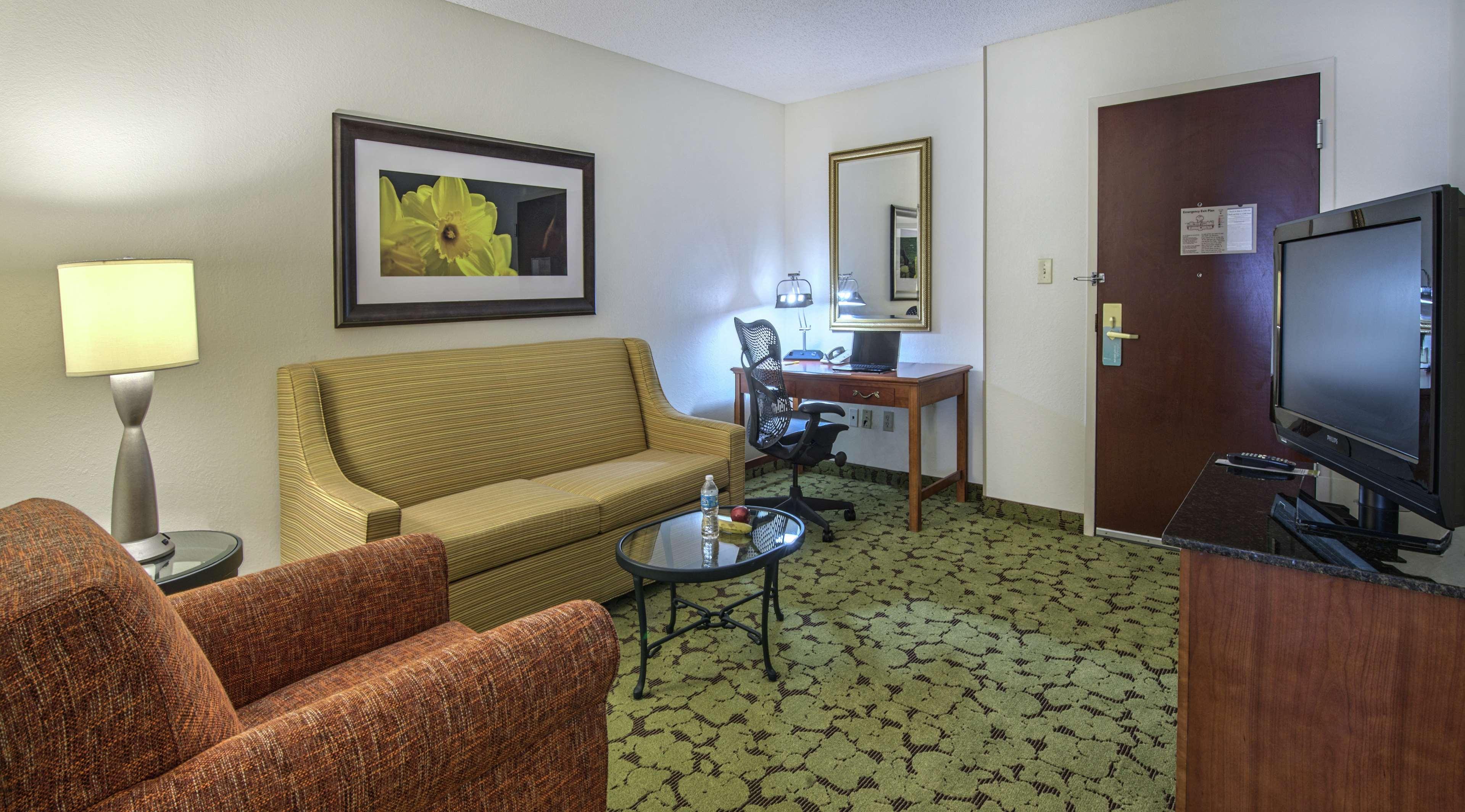 Hilton Garden Inn Auburn/Opelika Exterior photo