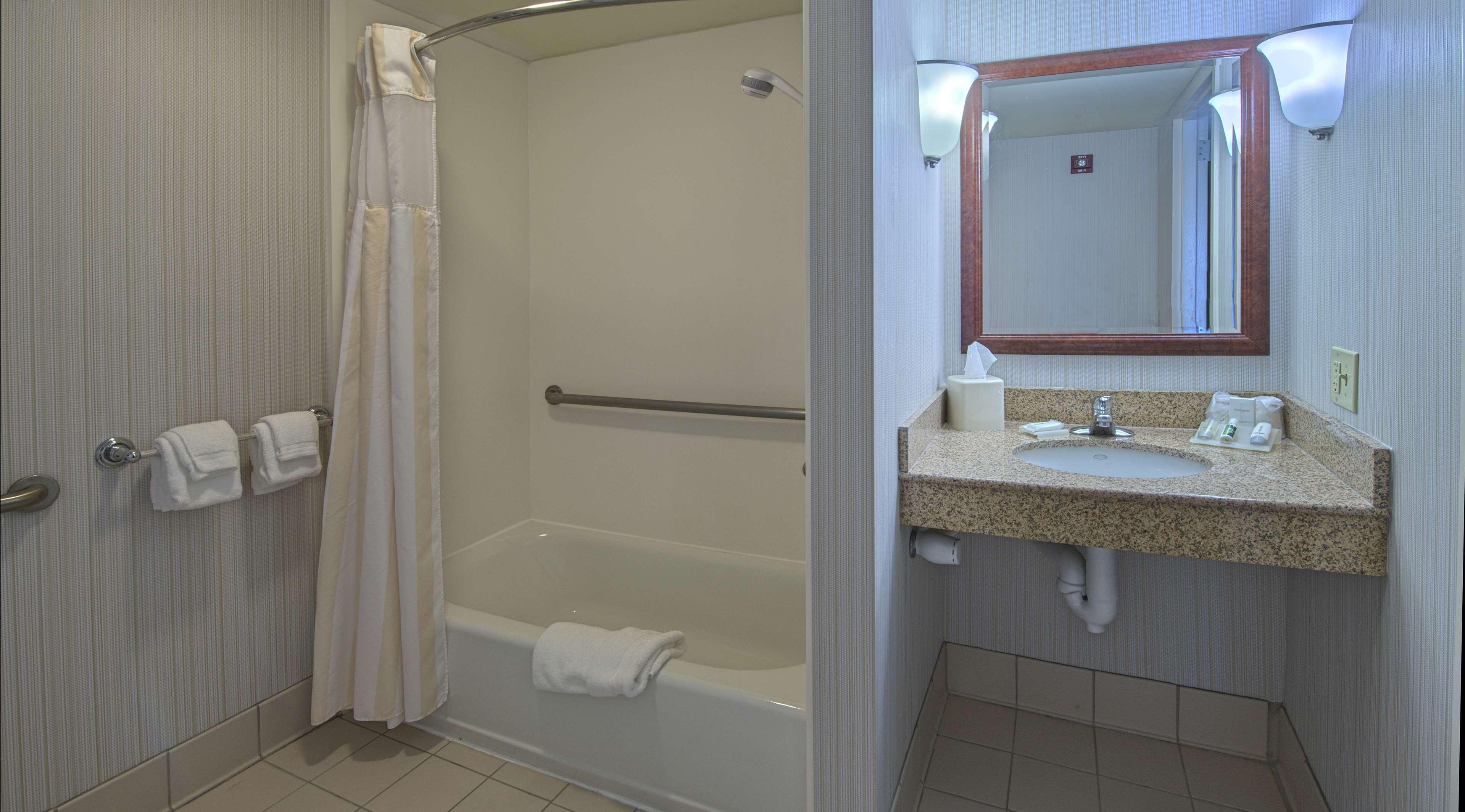 Hilton Garden Inn Auburn/Opelika Exterior photo